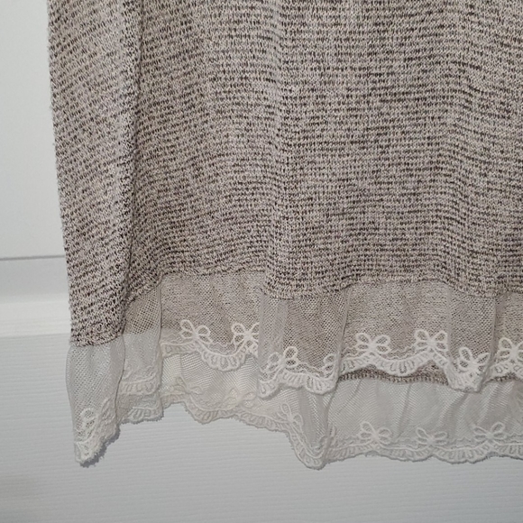 Blouse - Picture 2 of 2